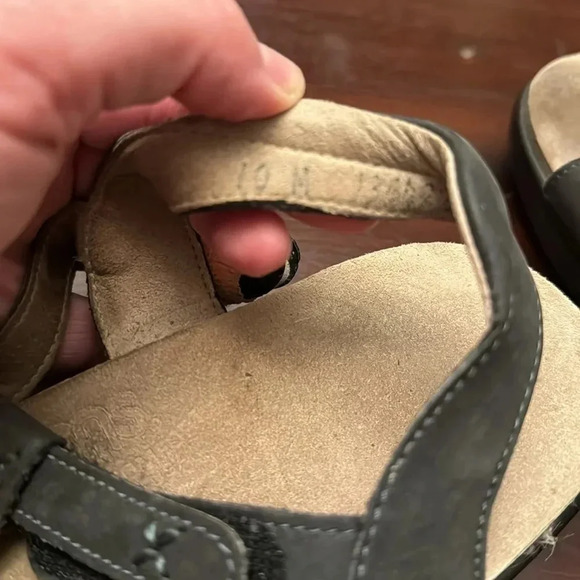 SAS sorrento t-strap gray leather women’s sandals size 10M - Picture 6 of 6